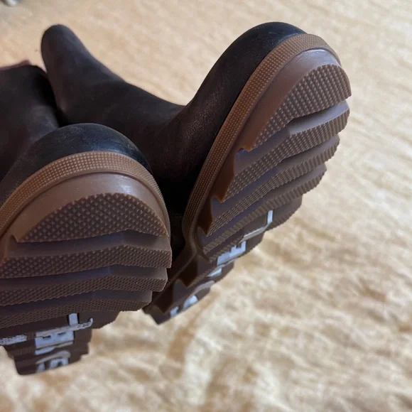 Joan of Arctic Wedge II zip up boots - Picture 15 of 17